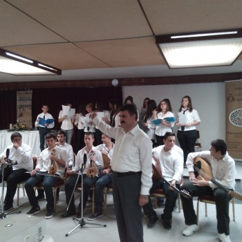 Θύραθεν: Ευχαριστήριο προς το Μουσικό σχολείο Ηρακλείου